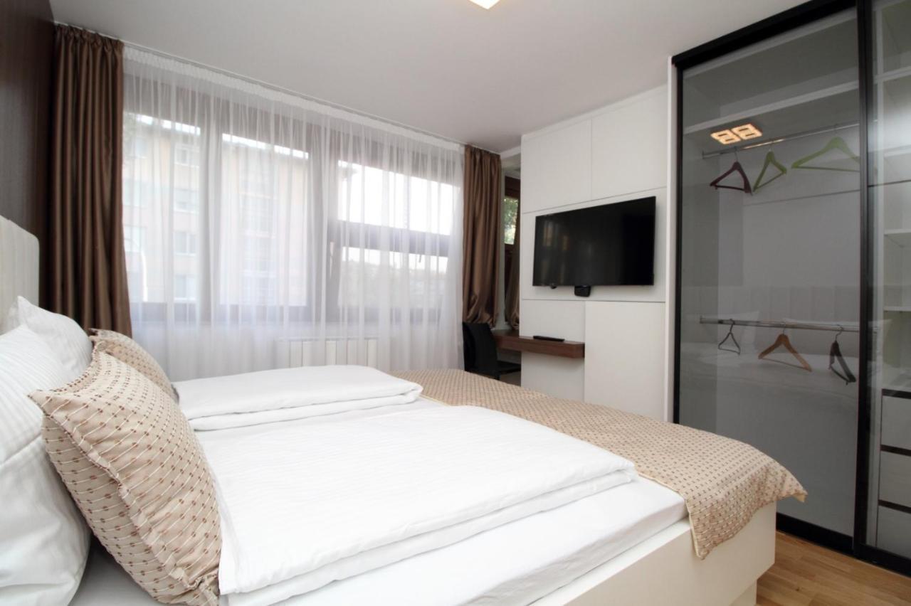 Ambient Apartman Apartment ซาราเยโว ภายนอก รูปภาพ