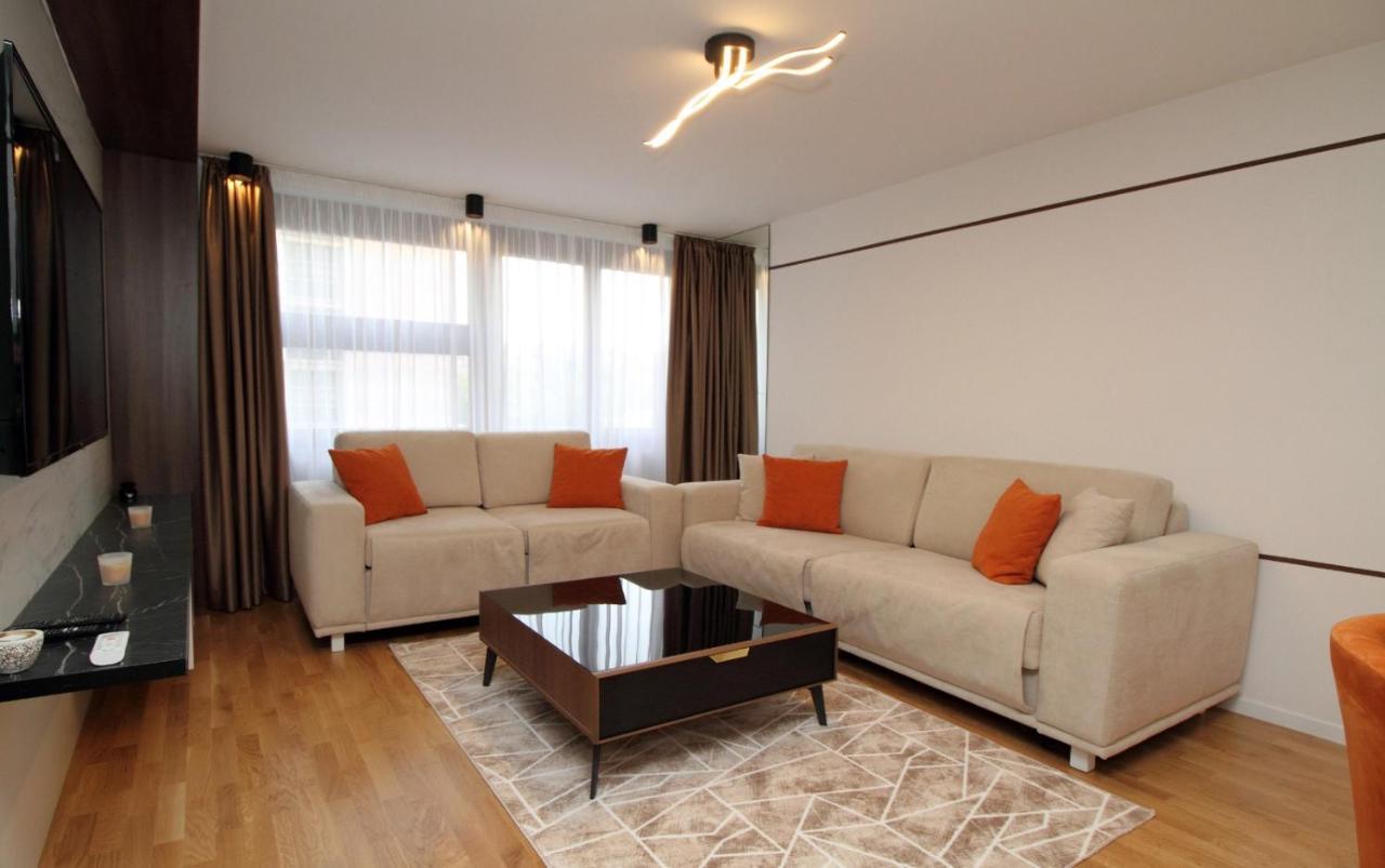 Ambient Apartman Apartment ซาราเยโว ภายนอก รูปภาพ