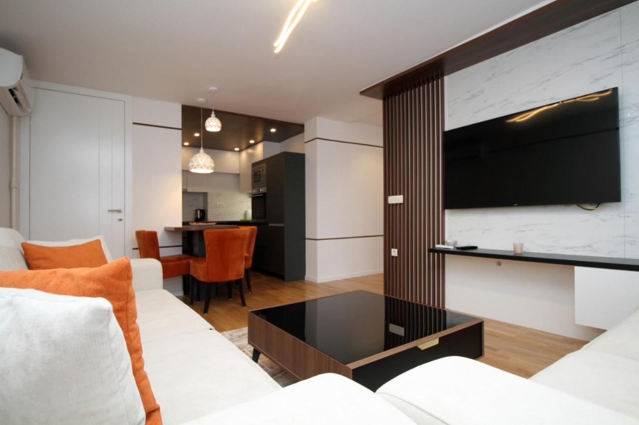 Ambient Apartman Apartment ซาราเยโว ภายนอก รูปภาพ